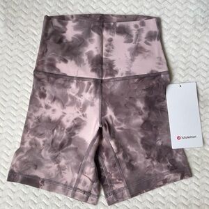 Lululemon Women’s Nulu Align size 4. Lunar rock mink berry diamond dye. 8”.